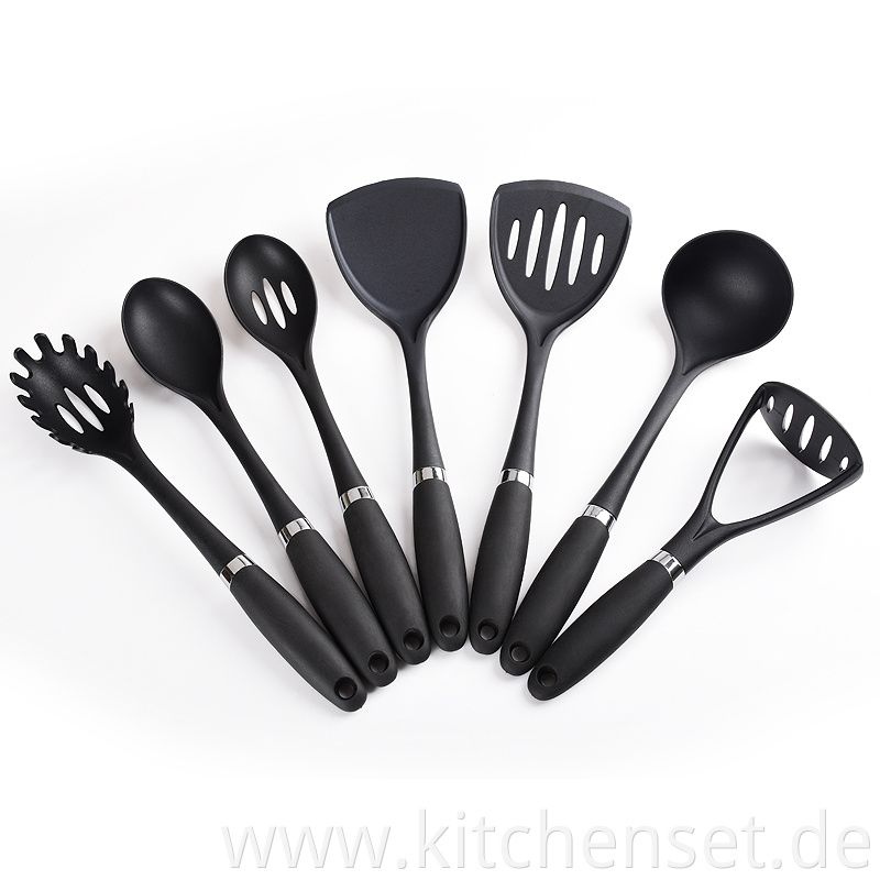 Nylon Kitchen Tool Set